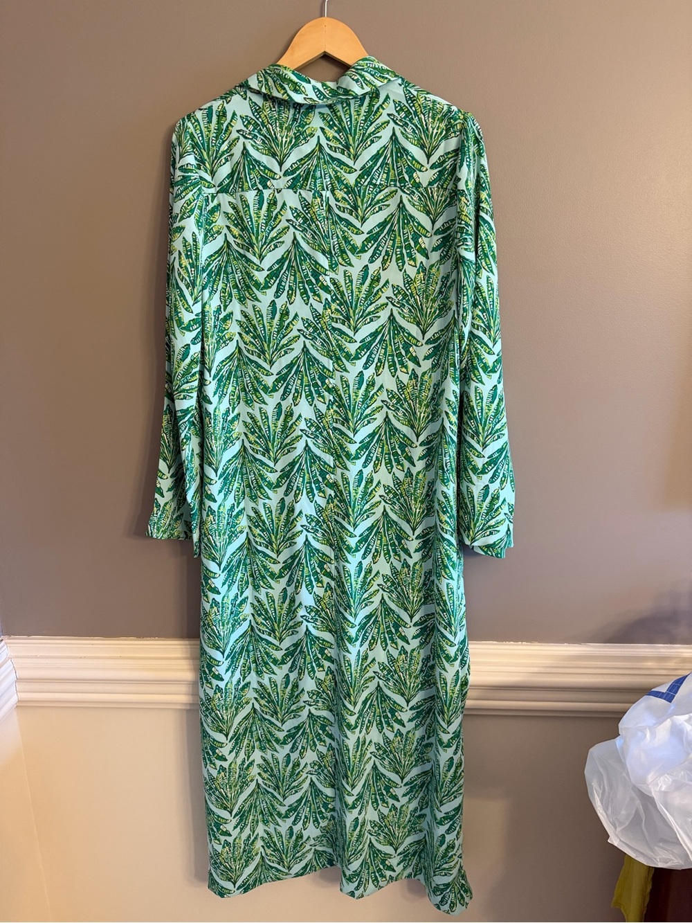 Lilly Pulitzer Simona Printed Straight Caftan Maxi Dress - Plumeria Pale - Picture 8 of 8